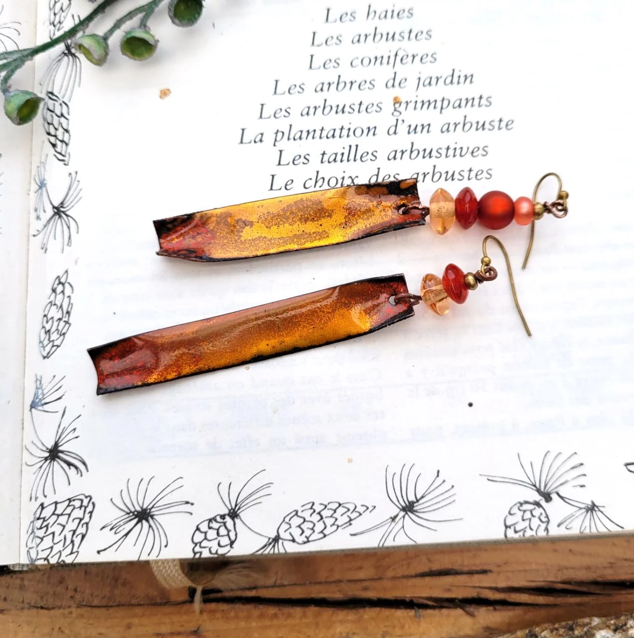 Romantic earrings with enamel charms .. – photo 7